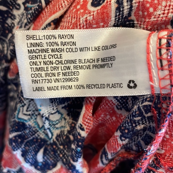 Adorable midi dress - Picture 5 of 6